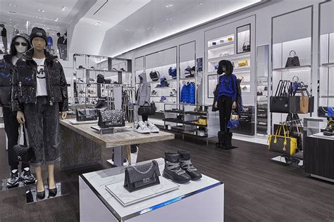 michael kors st catherine|michael kors montreal.